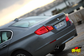 葡萄牙试驾2011款宝马5系轿车