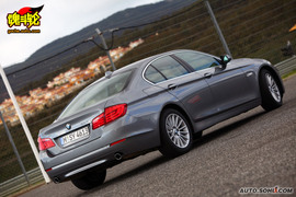 葡萄牙试驾2011款宝马5系轿车