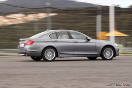 葡萄牙试驾2011款宝马5系轿车