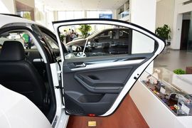 2015款大众速腾230TSI