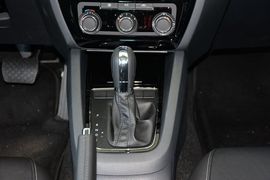 2015款大众速腾230TSI