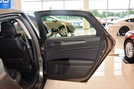 2013款福特蒙迪欧2.0L