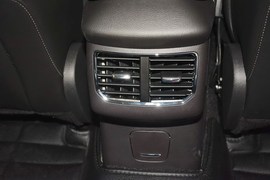 2013款福特蒙迪欧2.0L