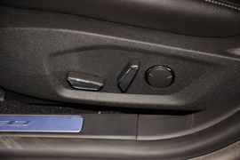 2013款福特蒙迪欧2.0L