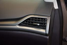 2013款福特蒙迪欧2.0L