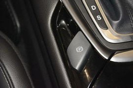 2013款福特蒙迪欧2.0L