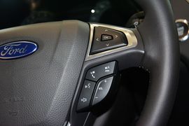 2013款福特蒙迪欧2.0L