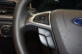 2013款福特蒙迪欧2.0L