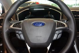 2013款福特蒙迪欧2.0L