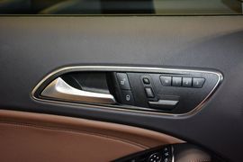 2015款奔驰GLA260