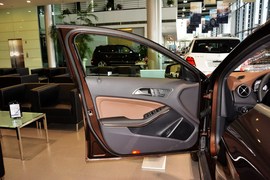 2015款奔驰GLA260