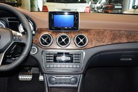 2015款奔驰GLA260