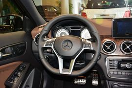 2015款奔驰GLA260