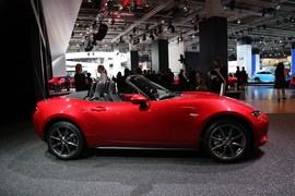 马自达MX-5