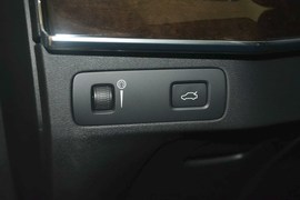 2015款沃尔沃XC90