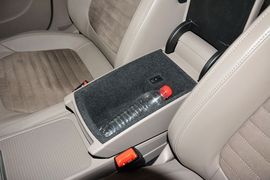 2015款大众迈腾1.8TSI尊贵型