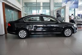 2015款大众迈腾1.8TSI尊贵型