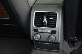 2015款大众迈腾1.8TSI豪华型