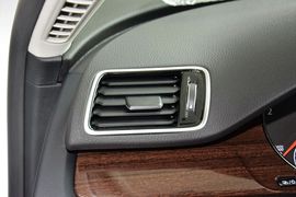 2015款大众迈腾1.8TSI豪华型