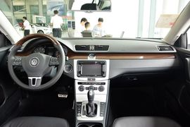 2015款大众迈腾1.8TSI豪华型