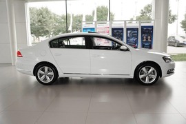 2015款大众迈腾1.8TSI豪华型