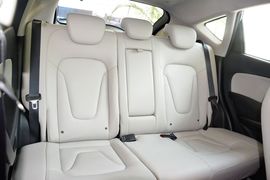 2015款奔腾X80