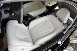 2015款奔腾X80