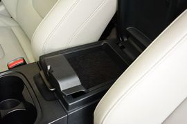 2015款奔腾X80