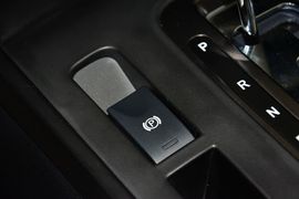 2015款奔腾X80
