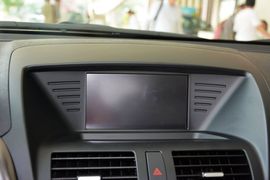 2015款奔腾X80