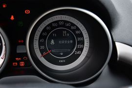 2015款奔腾X80
