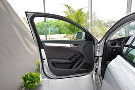 2015款奥迪A4L