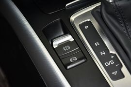 2015款奥迪A4L