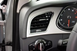 2015款奥迪A4L