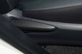 2015款丰田RAV4
