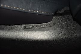 2015款丰田RAV4
