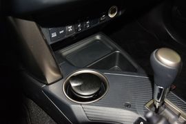 2015款丰田RAV4