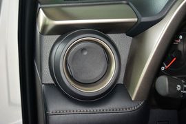 2015款丰田RAV4