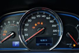 2015款丰田RAV4