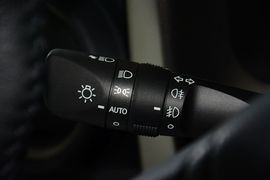 2015款丰田RAV4