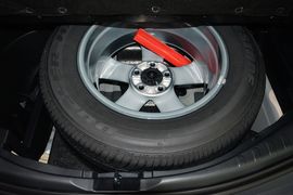 2015款丰田RAV4