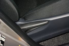 2015款丰田RAV4