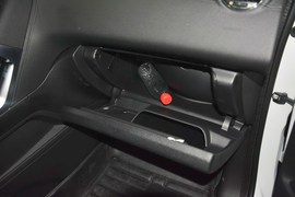 2015款标致3008