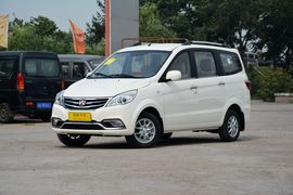 2015款北汽威旺M30 1.5L手动型到店实拍