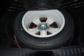 2015款奔腾X80