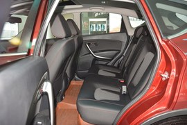 2015款奔腾X80