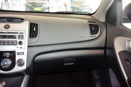2014款起亚福瑞迪1.6L