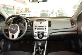 2014款起亚福瑞迪1.6L