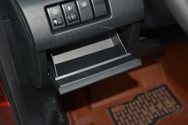 2015款奔腾X80