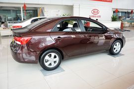 2014款起亚福瑞迪1.6L